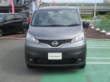 広い展示場には高品質で程度の良いお車を多数展示しておりますよ。他にもおすすめが色々ございます。