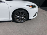 トヨタロングラン保証付きです。(対象項目:約60項目・5000部品)が対象です。全国のトヨタ系ディーラーで保証修理が可能です。