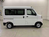 軽自動車、小型車を中心に常時300台展示車を御用意させて頂いております