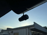 事故などのときに、証拠となるドライブレコーダー付いてます