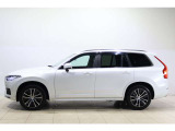 サイドから見ても一目でXC90とわかる、存在感と洗練されたプロポーションが魅力です。