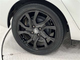 タイヤサイズは195/50R16!KINTOツーリングセレクション仕様アルミホイール!納車前の点検時にタイヤ交換させていただきます!