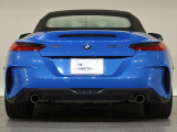BMWのお車は、走行の安定性とコーナリングの良さを追求し、思い通りにハンドルの操作可能です。試乗車もご用意しておりますので、ぜひ&ldquo;駆け抜ける歓びをご体感ください!