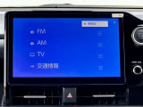 地デジ、AM/FMチューナー、Bluetooth等ご利用いただけます。グローブボックス内にCD・DVDデッキを搭載しています。
