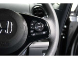 Hondaセンシングの機能のひとつ、アダプティブクルーズコントロール付!アクセルから足を離しても設定したスピードと前車との車間を保ち走行してくれます!車線維持もアシスト☆高速道路で疲労軽減ですね☆