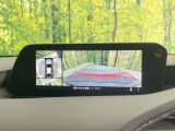 【360&deg;ビューモニター】専用のカメラにより、上から見下ろしたような視点で360度クルマの周囲を確認することができます☆死角部分も確認しやすく、狭い場所での切り返しや駐車もスムーズに行えます。
