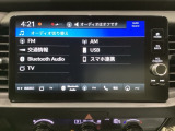 多機能と操作のしやすさを両立したHonda CONNECT対応のナビディスプレーです。ETC2.0車載器もナビゲーション連動し、スマートフォン用Bluetoothユニット付きです