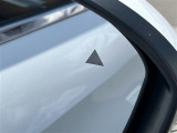 【後側方車両検知警報システム(BSW/LCA)】&【後退時車両検知警報システム(RCTA)】斜め後方や隣レーン後方の接近車両を検知するとお知らせします!車線変更の際の安全確認役立ちます。