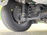 お車を安心してお乗りいただく為には、足回りの定期点検が欠かせません。サービスサポート(有償保証)では無料点検もご提供しており、安心のカーライフをお過ごしいただけるサポート体制が整っています。