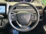 【純正革巻きステアリング】上質な革を使用することで、手にしっかり馴染みとても運転しやすいハンドルです♪