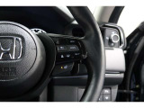 Hondaセンシングの機能のひとつ、アダプティブクルーズコントロール付!アクセルから足を離しても設定したスピードと前車との車間を保ち走行してくれます!車線維持もアシスト☆高速道路で疲労軽減ですね☆