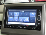 ナビゲーションは純正メモリーナビ(VXM-224VFi)を装着しております。AM、FM、CD、DVD再生、Bluetooth、音楽録音再生、フルセグTVがご使用いただけます。