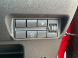 運転席回りのスイッチ類です。