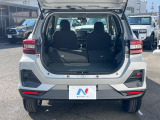 後席を格納すると、これだけの広さが!シーンに合わせたシートアレンジで、大きな荷物も積むことが出来ます♪