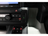 ECONボタンで低燃費モードに☆☆☆ECONスイッチを上手に使ってエコドライブ♪♪環境にもお財布にも優しい装備です☆☆☆