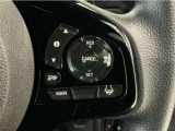 【アダプティブ・クルーズ・コントロール】予め設定した車速内でクルマが自動的に加減速。 前走車との適切な車間距離を維持しながら追従走行し、高速道路でのドライバーの疲労を軽減してくれる嬉しい機能付♪