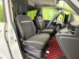 運転席シート廻りは使用感も少なく、良好な状態となっています。丁寧に使われていたことがよくわかりますね。