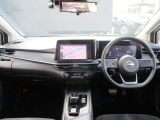 ノートの運転席廻りになります。