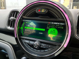 車両の詳細、ご質問につきましては、弊社営業スタッフまでお気軽にご連絡下さいませ。遠方のお客様には実車の詳細画像送信も承ります。お客様からのお問合せをお待ち致しております。