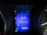 ディスプレイには運転に必要な様々な情報を表示します。