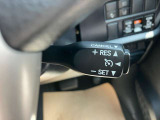 クルーズコントロール◆高速走行時で、らくらく運転!ステアリングスイッチの操作により、アクセルペダルから足を離して、一定の速度で走行できます!