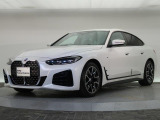 一目で伝わるBMW特有のスポーティーなプロポーションは、BMWの走行性能を生み出すのに欠かせない要因の一つです。細部まで拘りぬいたお車をぜひ一度ご覧ください!