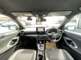 見通しのよいすっきりとした視界で、誰でも運転しやすいです。運転のしやすさは疲れにくさにも繋がりますよ♪