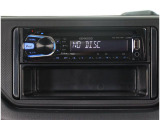 AM・FMラジオが付いていますので、通勤や普段の運転中にも気軽にお楽しみいただけます!!またCD再生も可能です!