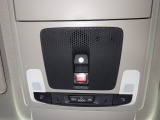 事故や急病時、ホンダトータルケアプレミアム加入なら、緊急通報ボタンを押すだけでHonda CONNECTが位置情報を送信し、オペレーターが即座に救援を手配します
