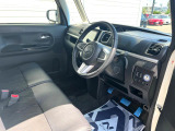運転席シート廻りは使用感も少なく、良好な状態となっています。丁寧に使われていたことがよくわかりますね。
