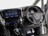 ★使いやすさや安全性を追求したステアリング周り!高級車ゆえにスイッチ類が多いのも特徴ですね!考え尽くされた配置ですぐに使いこなす事が出来ますのでご安心下さい!是非、体感してみて下さい!!