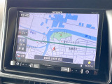【ナビゲーション】目的地までしっかり案内してくれる使いやすいナビ。Bluetooth接続すればお持ちのスマホやMP3プレイヤーの音楽を再生可能!毎日の運転がさらに楽しくなります!!