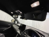 運転席・助手席にはバニティミラー付き♪身だしなみチェックできますよ(^^♪