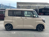 コンパクトなボディーなのでお車を初めてご購入される方でも安心してお乗りいただけます。