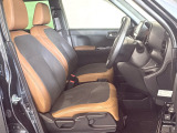 ★フロントシート★ 自然な姿勢のままでいられるシートが、運転しやすさと疲れにくさを感じさせてくれるはずです♪