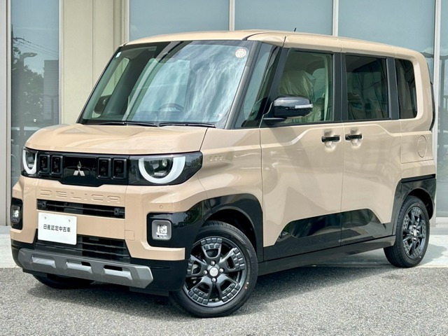 デリカミニ T プレミアム デリマル パッケージ 4WD 