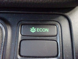 ECONボタンで低燃費モードに☆☆☆ECONスイッチを上手に使ってエコドライブ♪♪環境にもお財布にも優しい装備です☆☆☆
