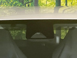 【トヨタセーフティセンス】走行中に前方の車両等を認識し、衝突しそうな時は警報とブレーキで衝突回避と被害軽減をアシスト。より安全にドライブをお楽しみいただけます。