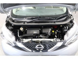 NISSANの技術が詰まったエンジンルーム☆☆☆エンジンルーム室内ともにルームクリーニング済みで清潔です◎快適なドライブをお楽しみください♪♪