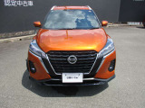 LEDヘッドライトとフロントフォグランプが付いておりますので、夜間の運転も明るく安全に走行できます。