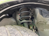 お車を安心してお乗りいただく為には、足回りの定期点検が欠かせません。サービスサポート(有償保証)では無料点検もご提供しており、安心のカーライフをお過ごしいただけるサポート体制が整っています。