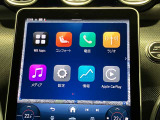 新しくなったセンターコンソールはスマートフォンを操作するような感覚でナビから車両の設定までが可能です。