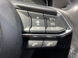 MRCC(マツダレーダークルーズコントロール)は先行車との車間を維持しながら追従走行を行い、長距離でのドライバー負担を軽減させてくれます。