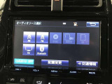 ナビ機能搭載の他、お持ちのスマートフォンと連携して、ナビやbluetoothでの音楽再生が可能です♪デザインはもちろん操作性も良好!
