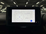 ディスプレイオーディオやカーナビは、現代のドライブにおいて欠かせない装備のひとつです。初めての場所でも迷いにくく、快適なルート案内で運転をサポートします。移動中のエンターテインメント性も高まります。