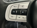 ステアリングリモコンは、運転中でも簡単に音量調整やチャンネル変更もできます!わき見運転防止にもつながるので安心です♪