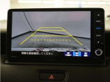 バックカメラ搭載です!車庫入れが苦手な人はもちろん、車両感覚に自信がある人にもお勧めです!見えない箇所が見えるようになるので、低い障害物や隠れてしまっている子供の存在等にも気付く事が出来ます。
