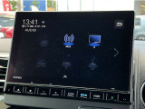 DVD、CD、SDカード、USBメモリーなど多彩なメディアに対応しています。