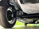 お車を安心してお乗りいただく為には、足回りの定期点検が欠かせません。サービスサポート(有償保証)では無料点検もご提供しており、安心のカーライフをお過ごしいただけるサポート体制が整っています。