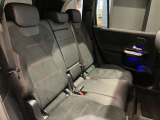 総在庫で700台ほどの取り扱いがございます。当社デモカー使用の車両やメーカーで使用していた車両などもご紹介ができます。新型モデルもお気軽にご相談くださいませ。